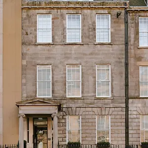 Heeton Concept Queen Street Apartahotel